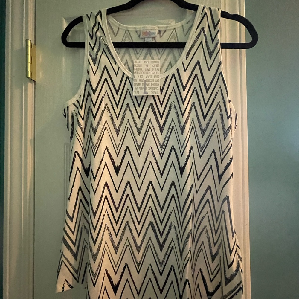 LulaRoe Tank Large